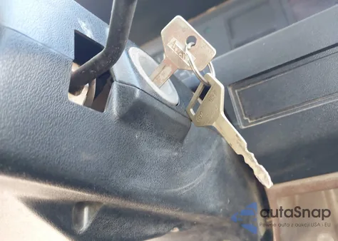 1985 Toyota Pickup 1/2 Ton Rn50 из США, поврежденный, VIN JT4RN50R4F0080173